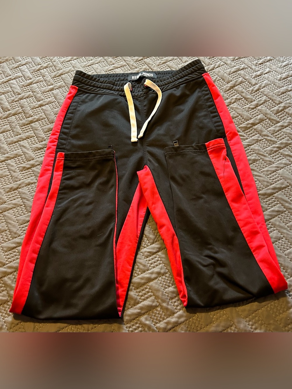 Rebel Minds, Denim & Fine Goods, Unisex Black and Red Athletic Jogger pants Sz S